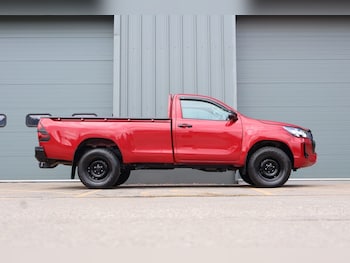 Used Toyota Hilux 2023 for sale - 78433997: Photo