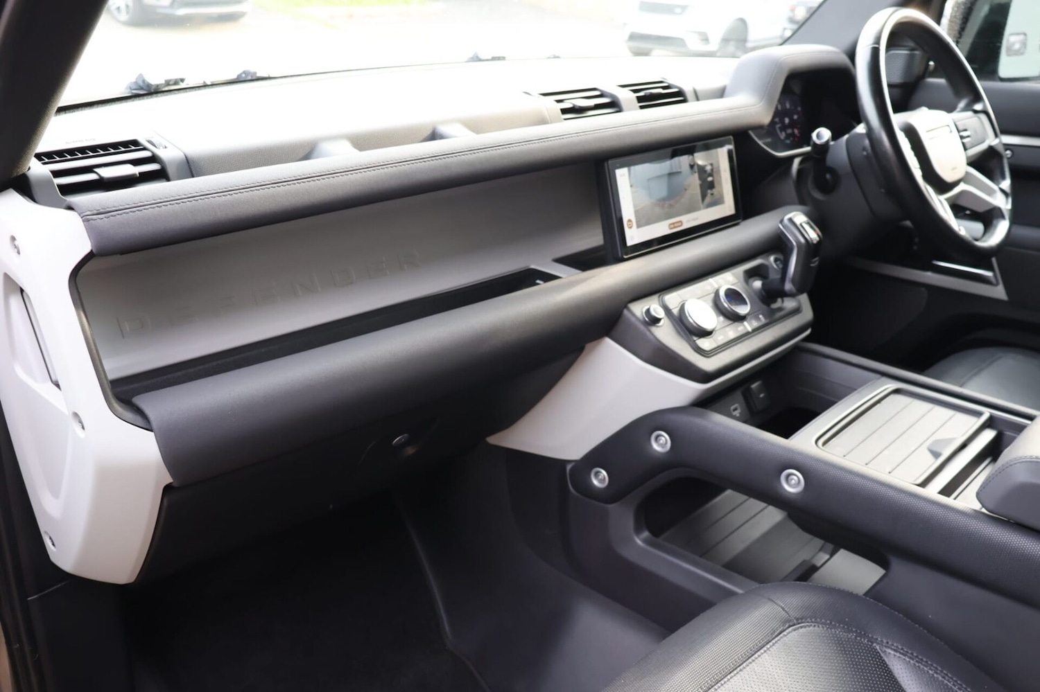 Used Land Rover Defender 90 2021 for sale - 77983649: Photo 19