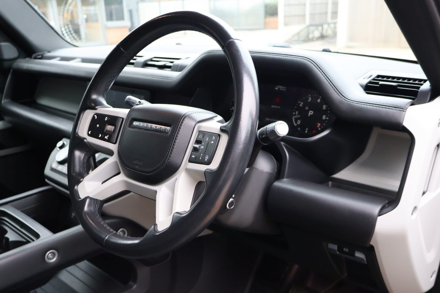 Used Land Rover Defender 110 2021 for sale - 78011054: Photo 13