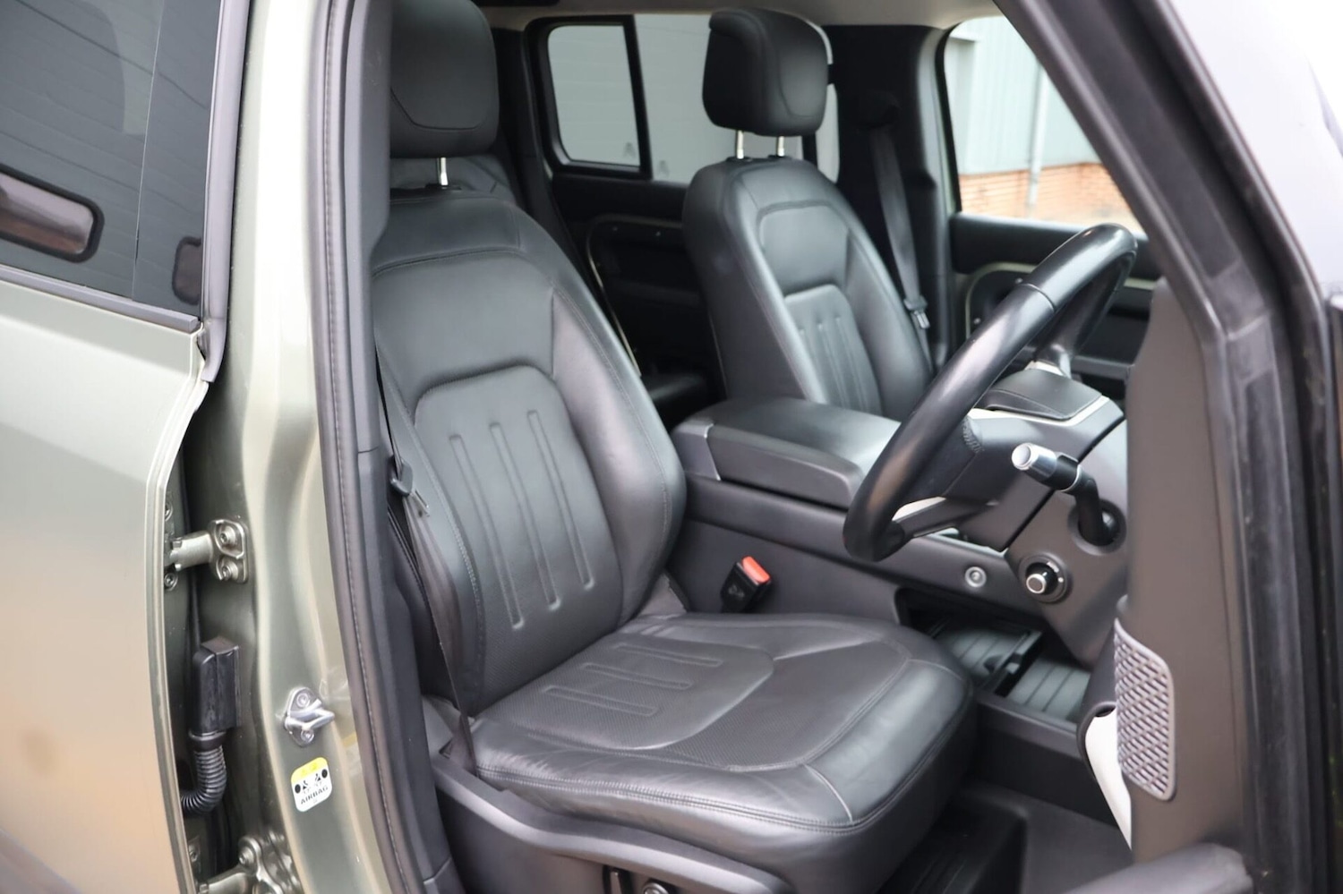 Used Land Rover Defender 110 2021 for sale - 78011054: Photo 17