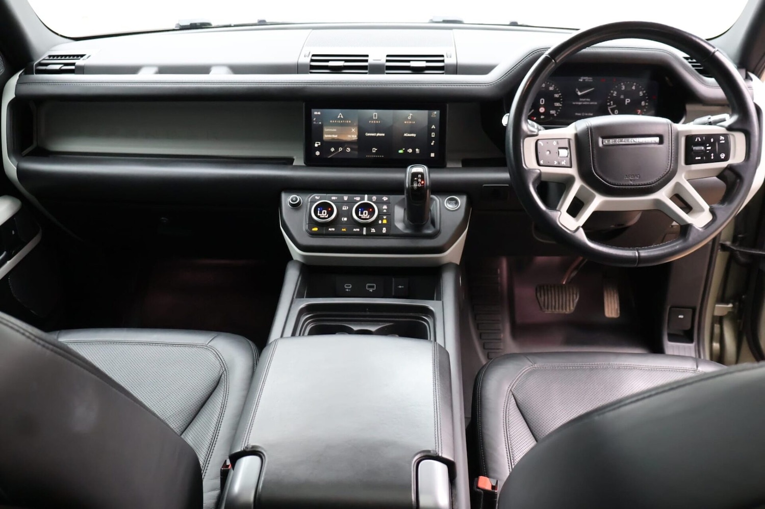 Used Land Rover Defender 110 2021 for sale - 78011054: Photo 23