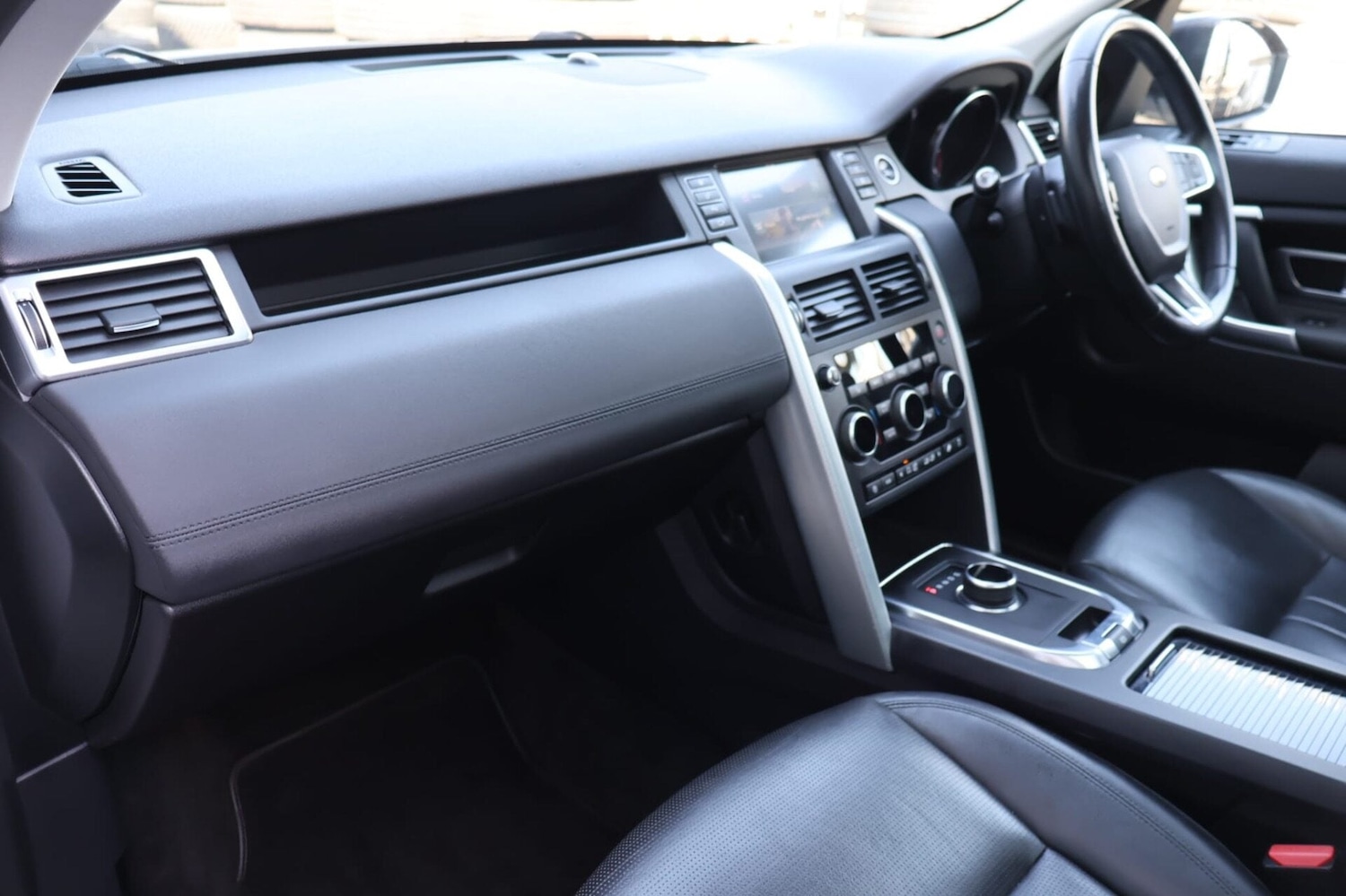 Used Land Rover Discovery Sport 2019 for sale - 78176270: Photo 22