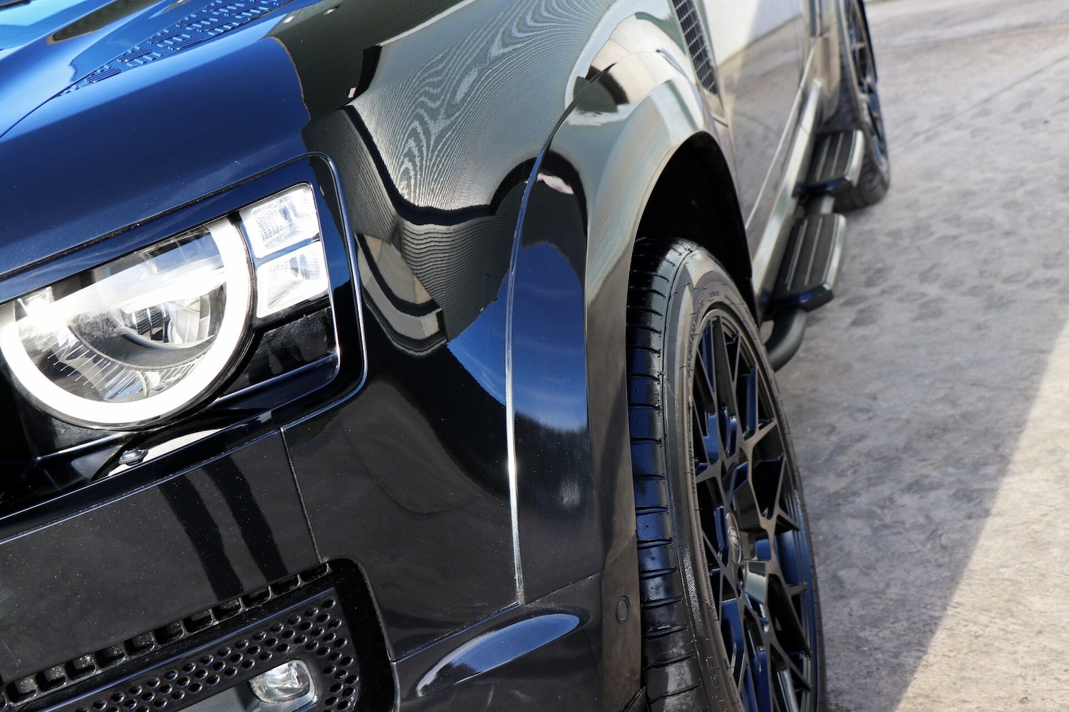 Used Land Rover Defender 110 for sale - 76844883: Photo 9