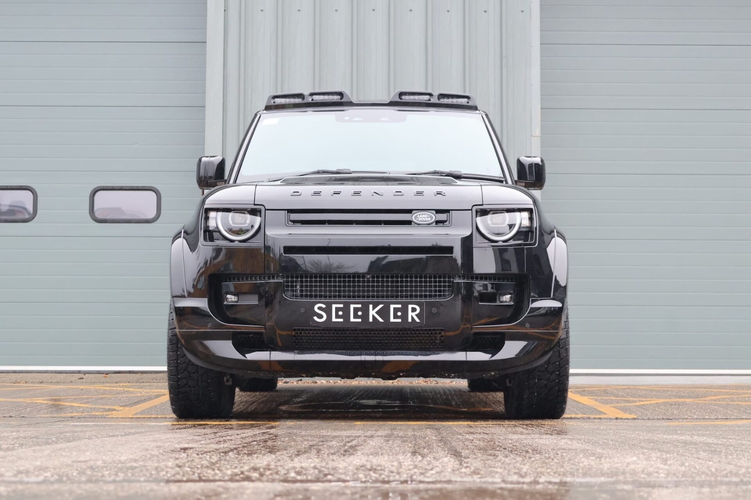 Used Land Rover Defender 2025 for sale - 77391780: Photo 2