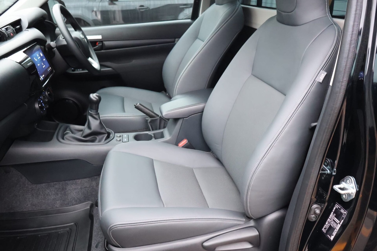 Used Toyota Hilux 2025 for sale - 77296692: Photo 15