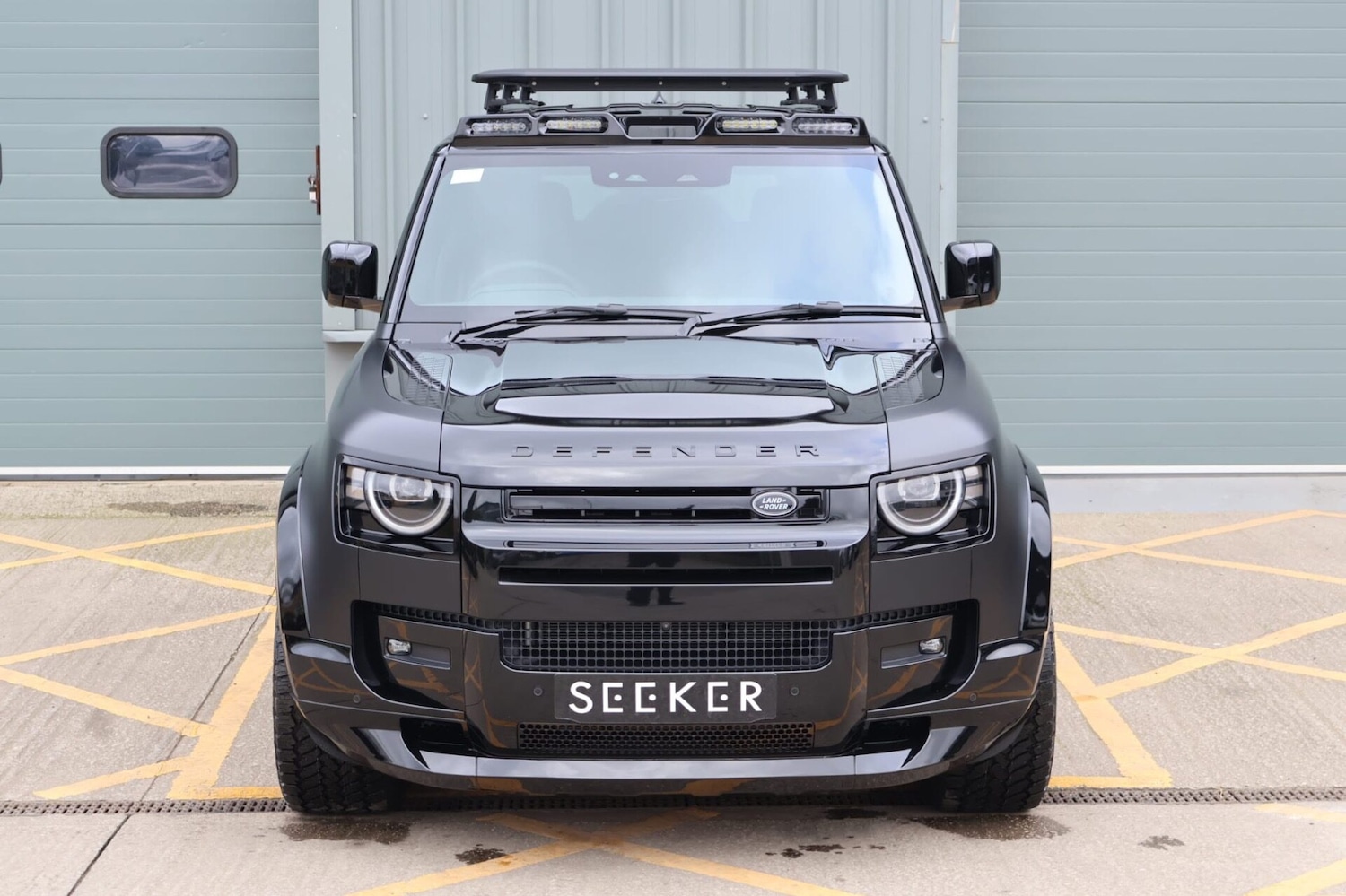 Used Land Rover Defender 2025 for sale - 77608028: Photo 2