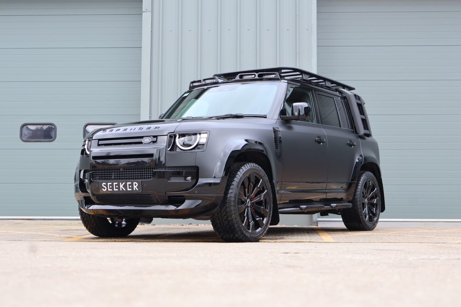 Used Land Rover Defender 2025 for sale - 77608028: Photo 3