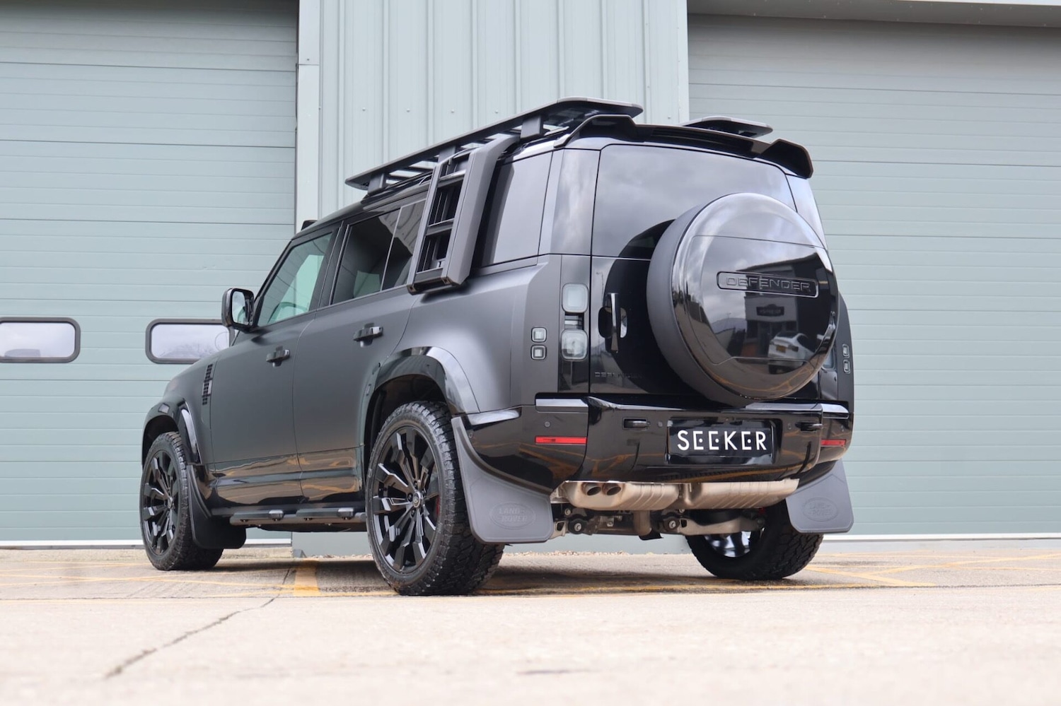 Used Land Rover Defender 2025 for sale - 77608028: Photo 8