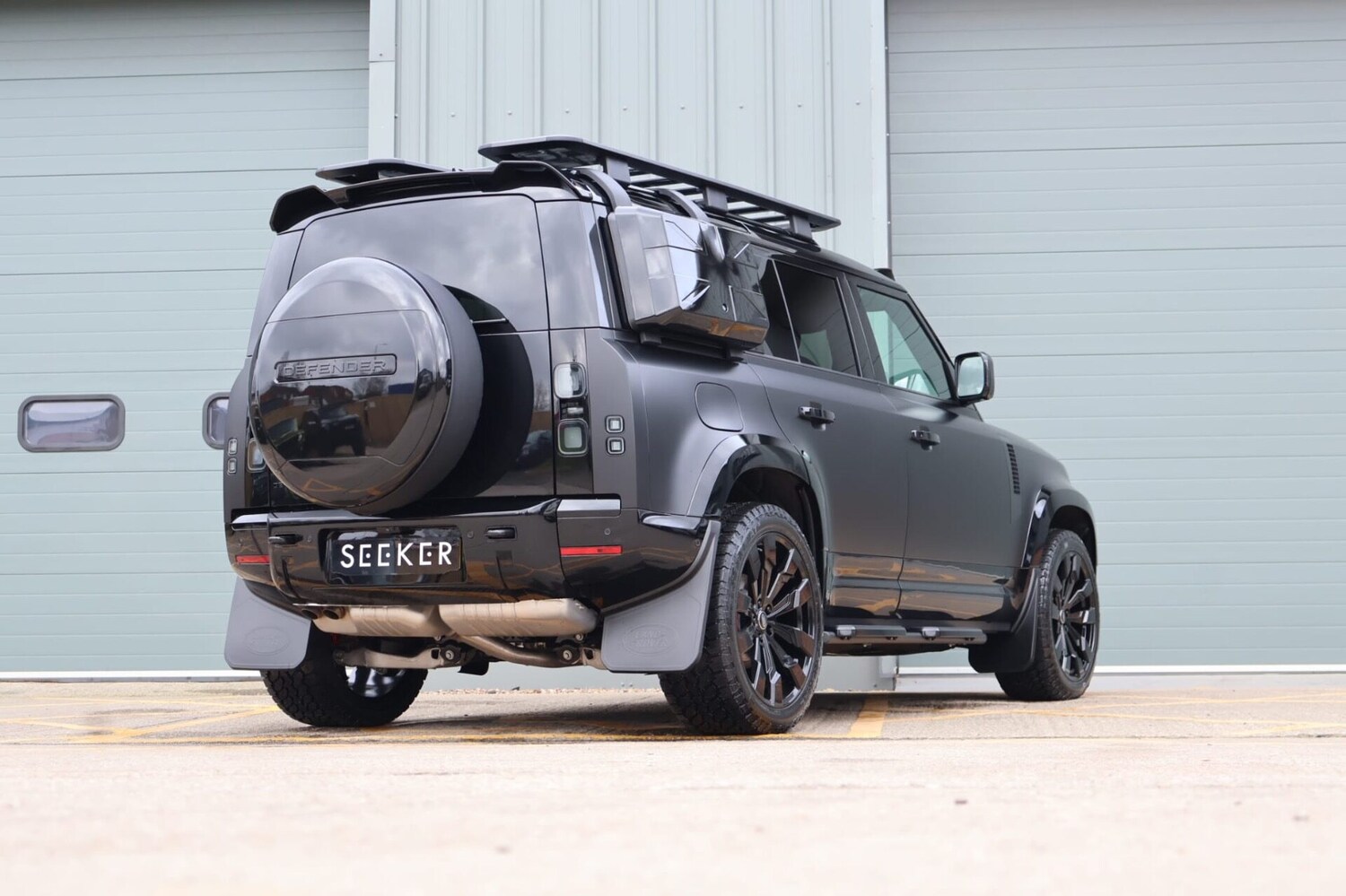 Used Land Rover Defender 2025 for sale - 77608028: Photo 9