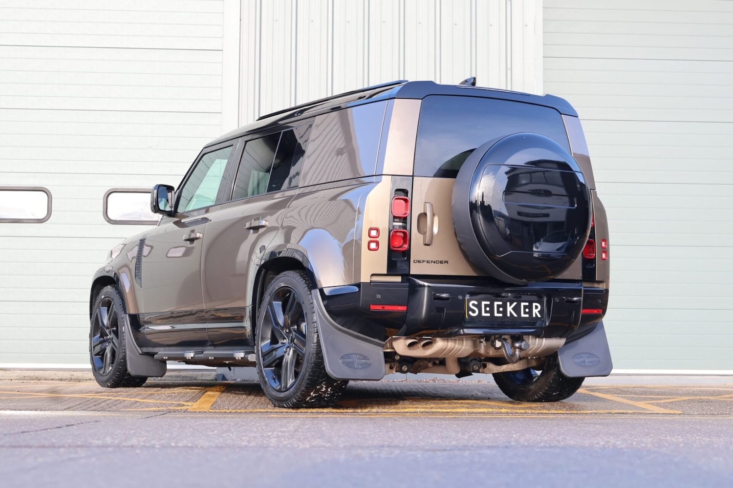 Used Land Rover Defender 2024 for sale - 77363341: Photo 8