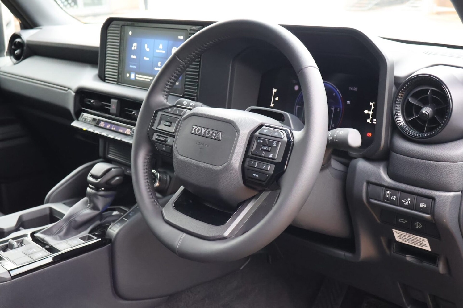 Used Toyota Land Cruiser 2025 for sale - 76553783: Photo 17