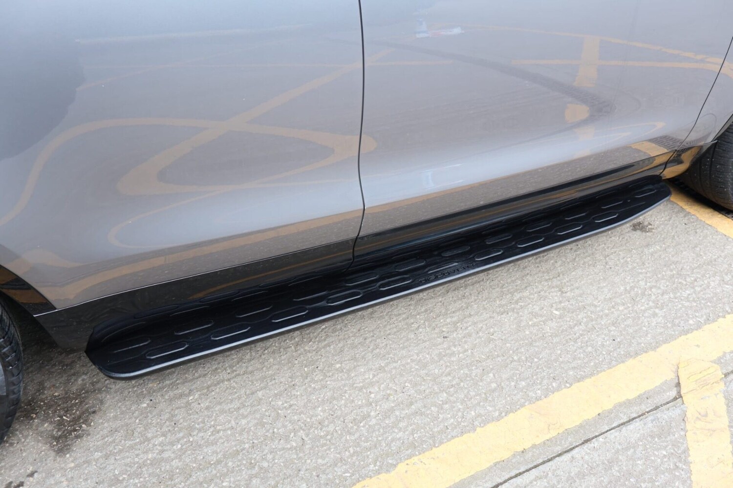 Used Land Rover Discovery 2023 for sale - 77666055: Photo 13