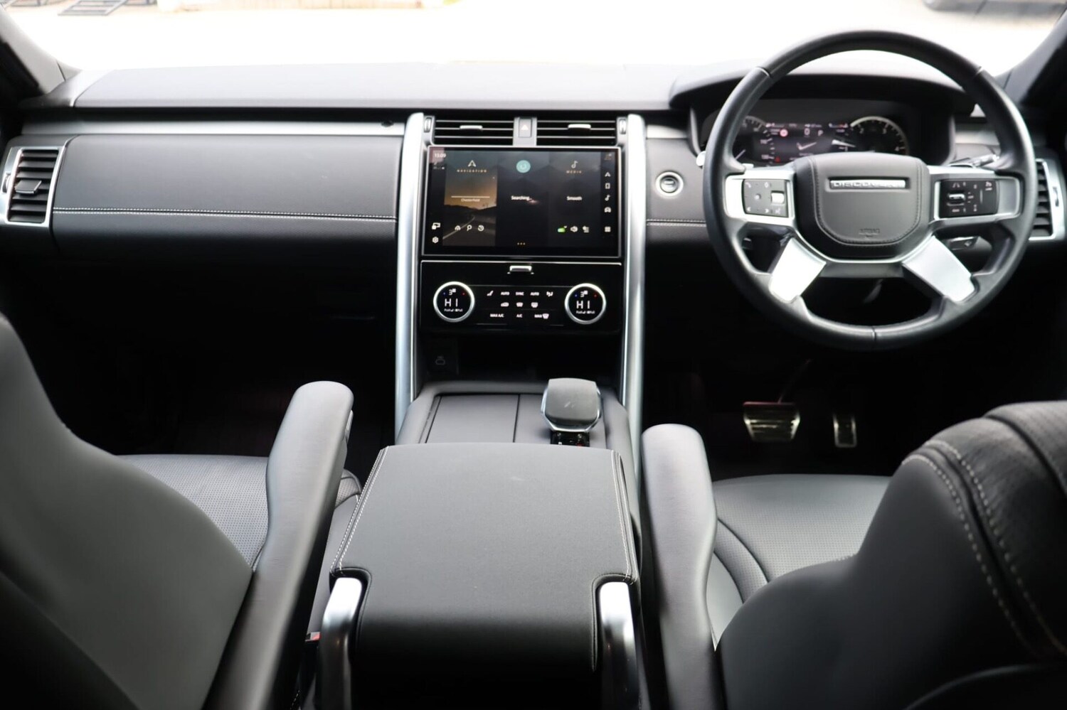 Used Land Rover Discovery 2023 for sale - 77666055: Photo 16