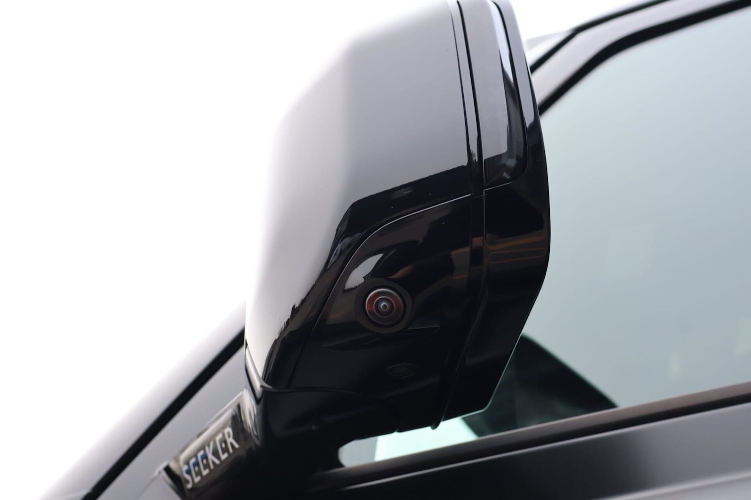 Used Land Rover Defender 2025 for sale - 76853918: Photo 10