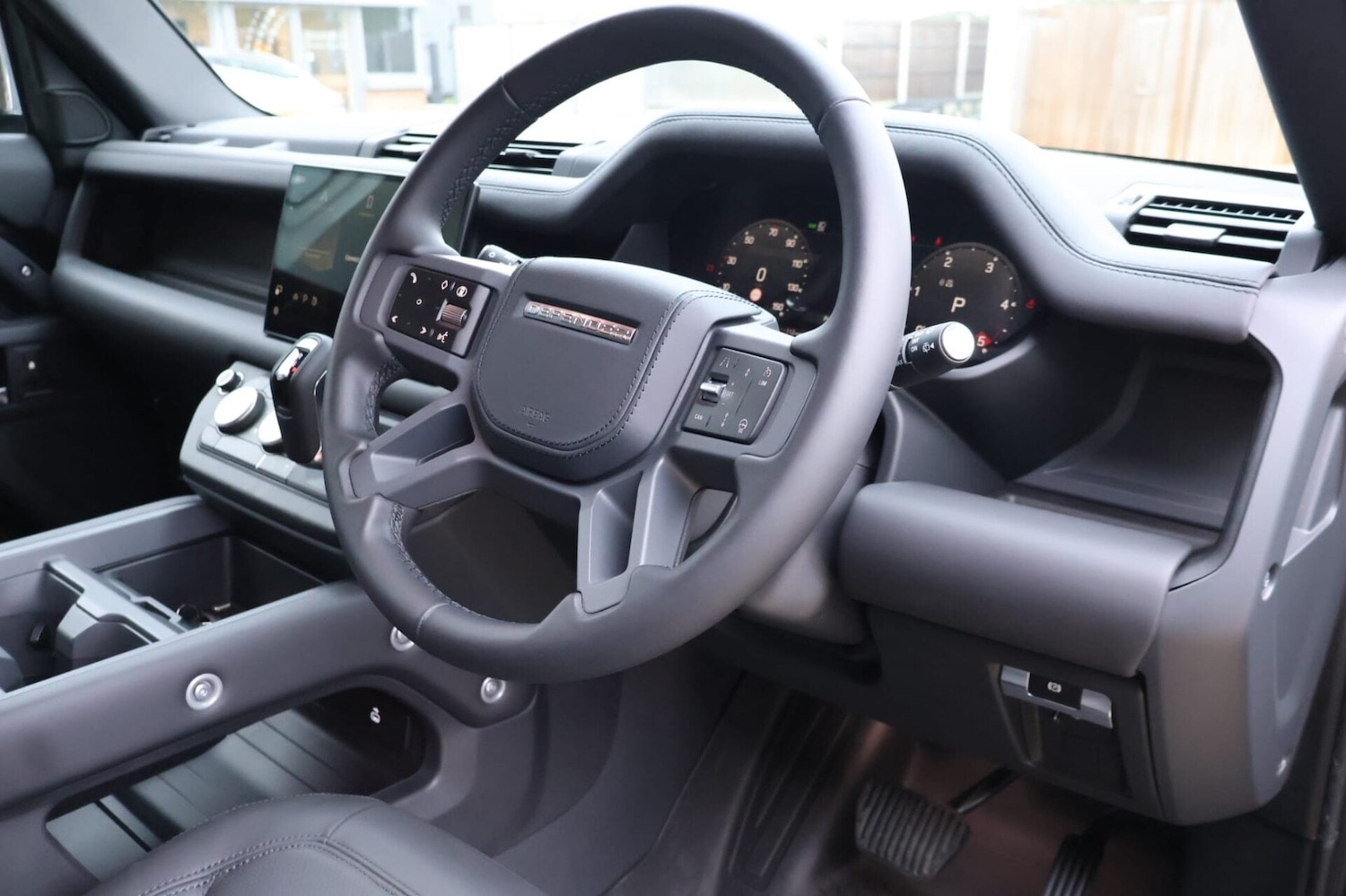 Used Land Rover Defender 2025 for sale - 76853918: Photo 19