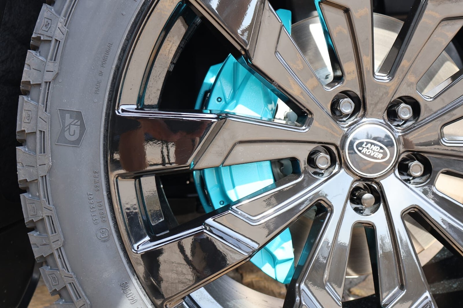 Used Land Rover Defender 110 for sale - 76844885: Photo 9