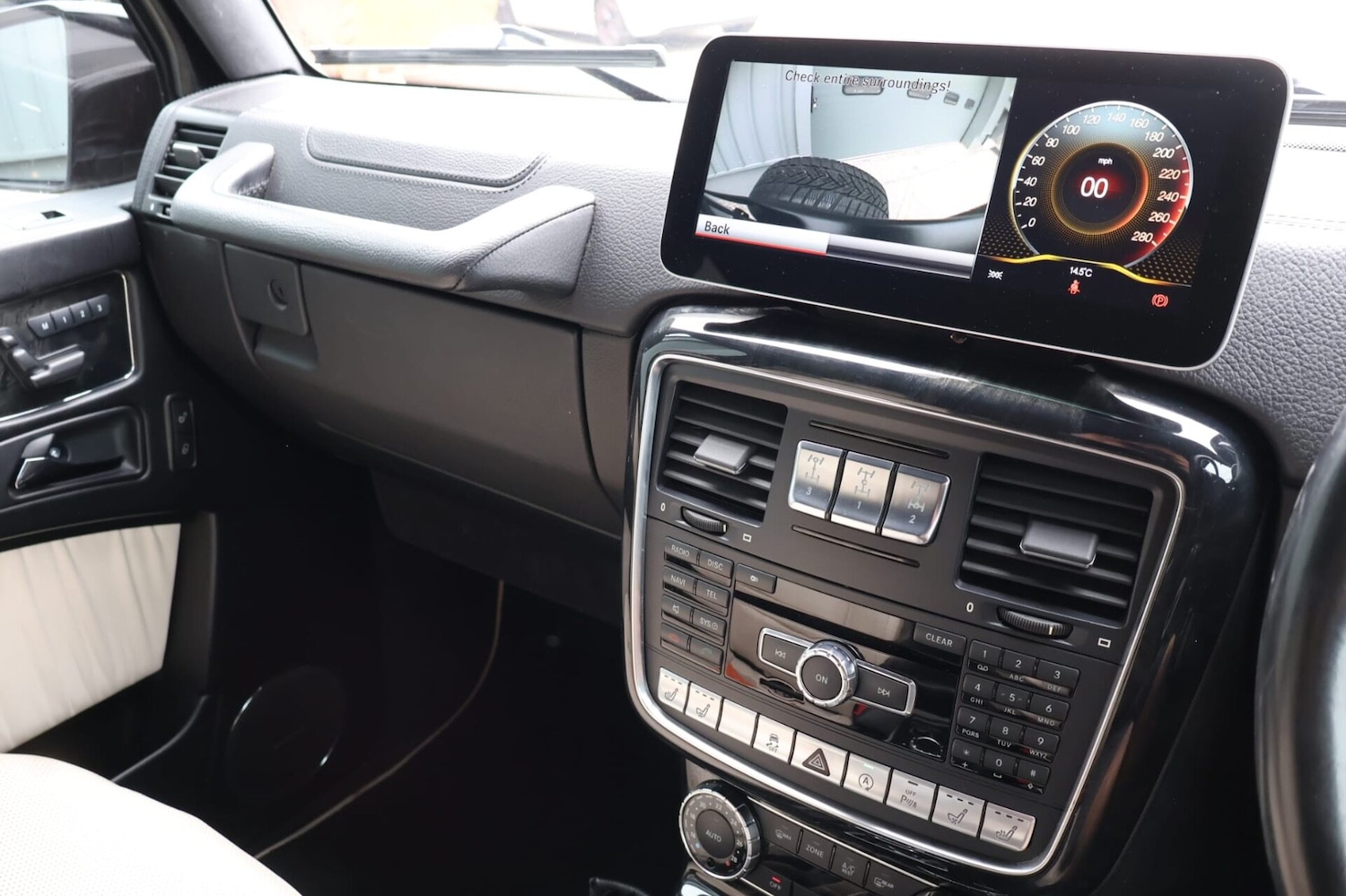 Used Mercedes-Benz G Class 2016 for sale - 76597605: Photo 23