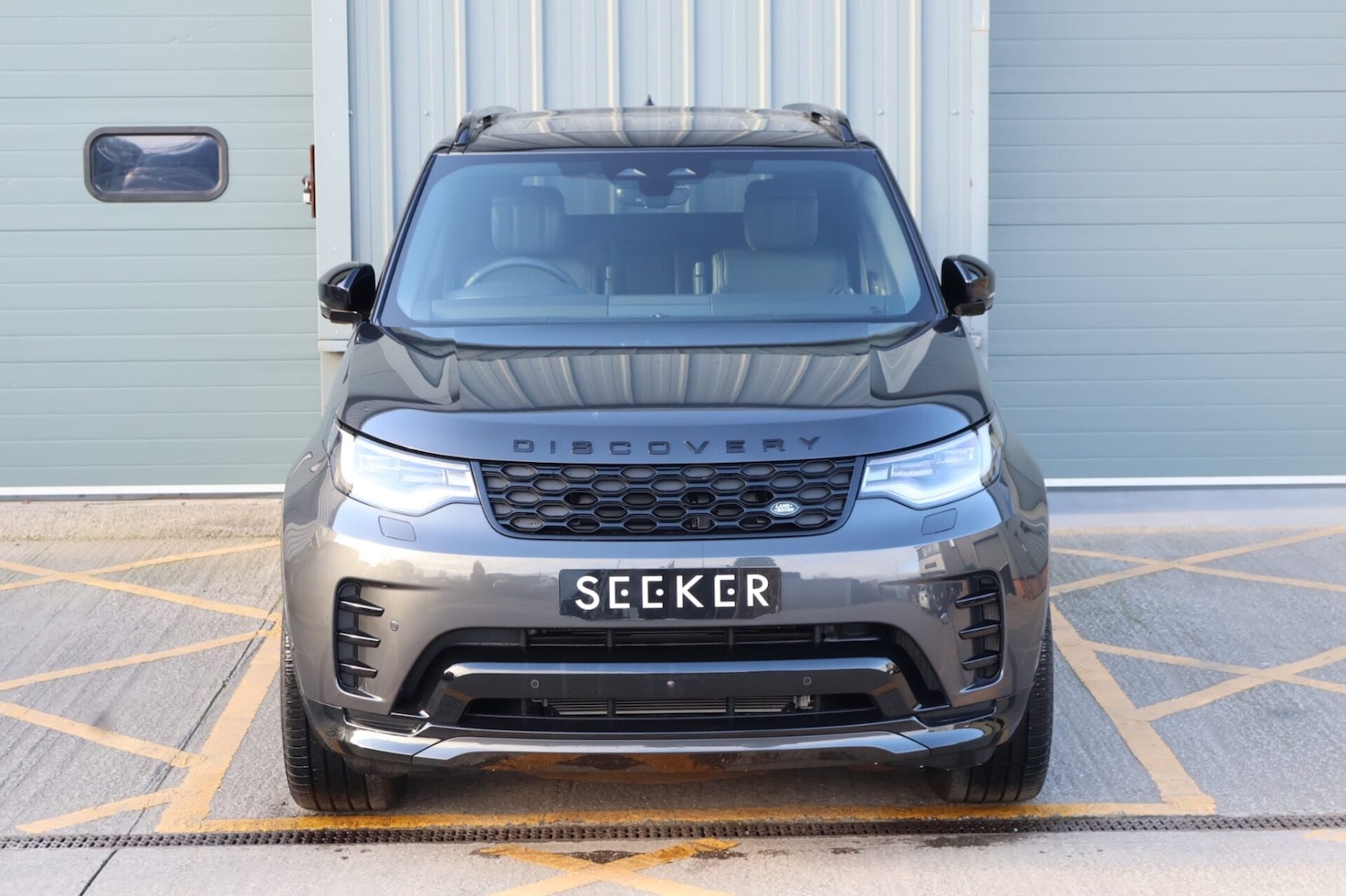 Used Land Rover Discovery 2026 for sale - 78025567: Photo 2