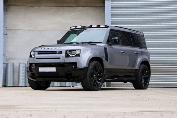 Used Land Rover Defender 110 2025 for sale - 75422492: Photo 1
