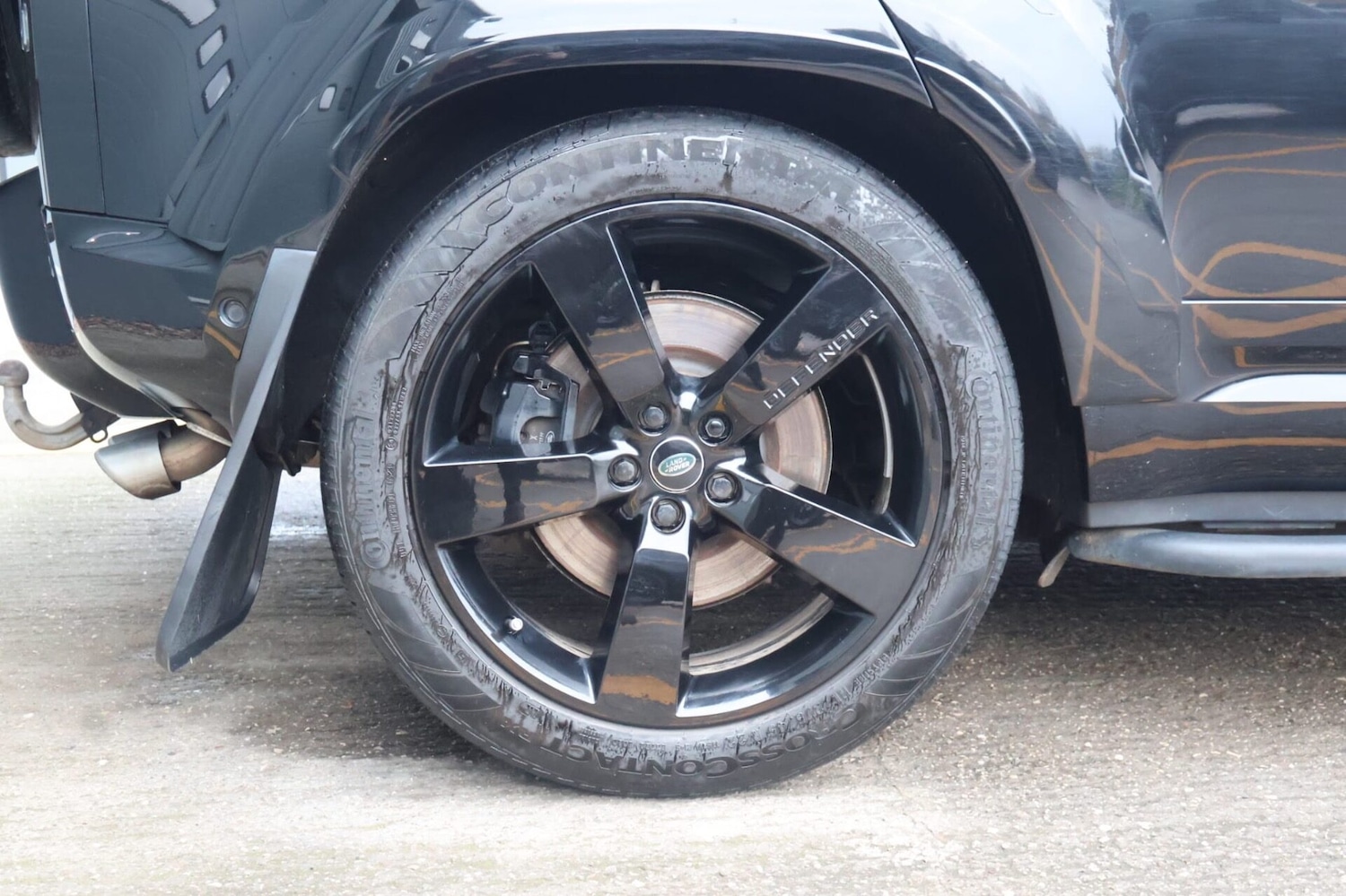 Used Land Rover Defender 2023 for sale - 76957117: Photo 11