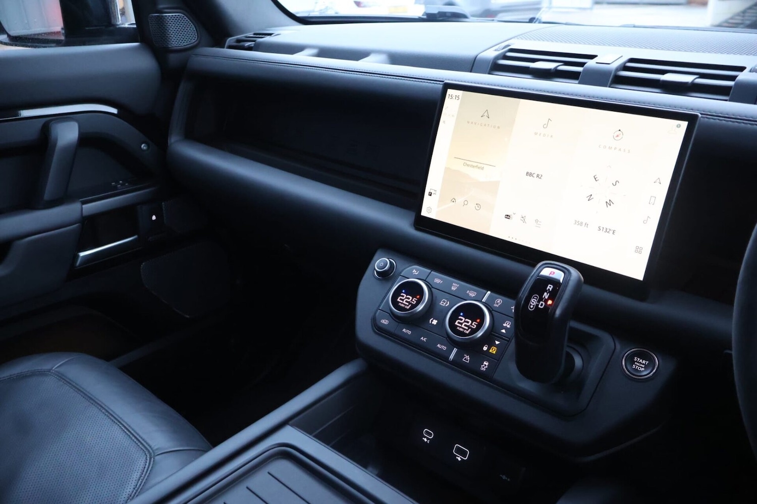 Used Land Rover Defender 2023 for sale - 76957117: Photo 27