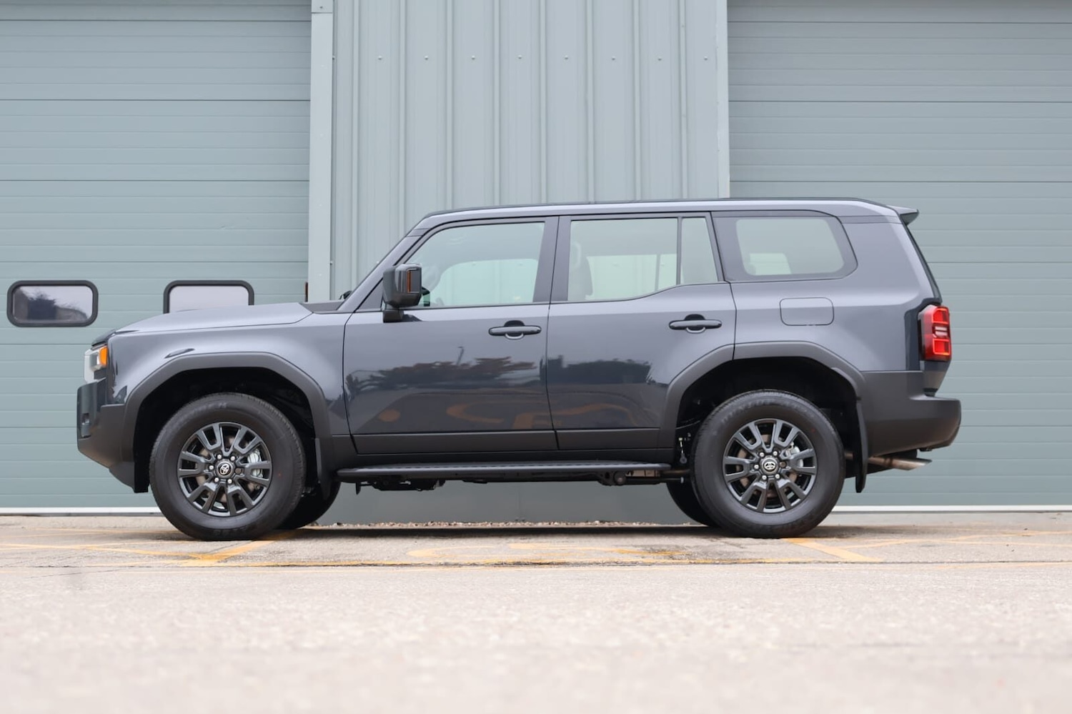 Used Toyota Land Cruiser 2025 for sale - 76287044: Photo 2