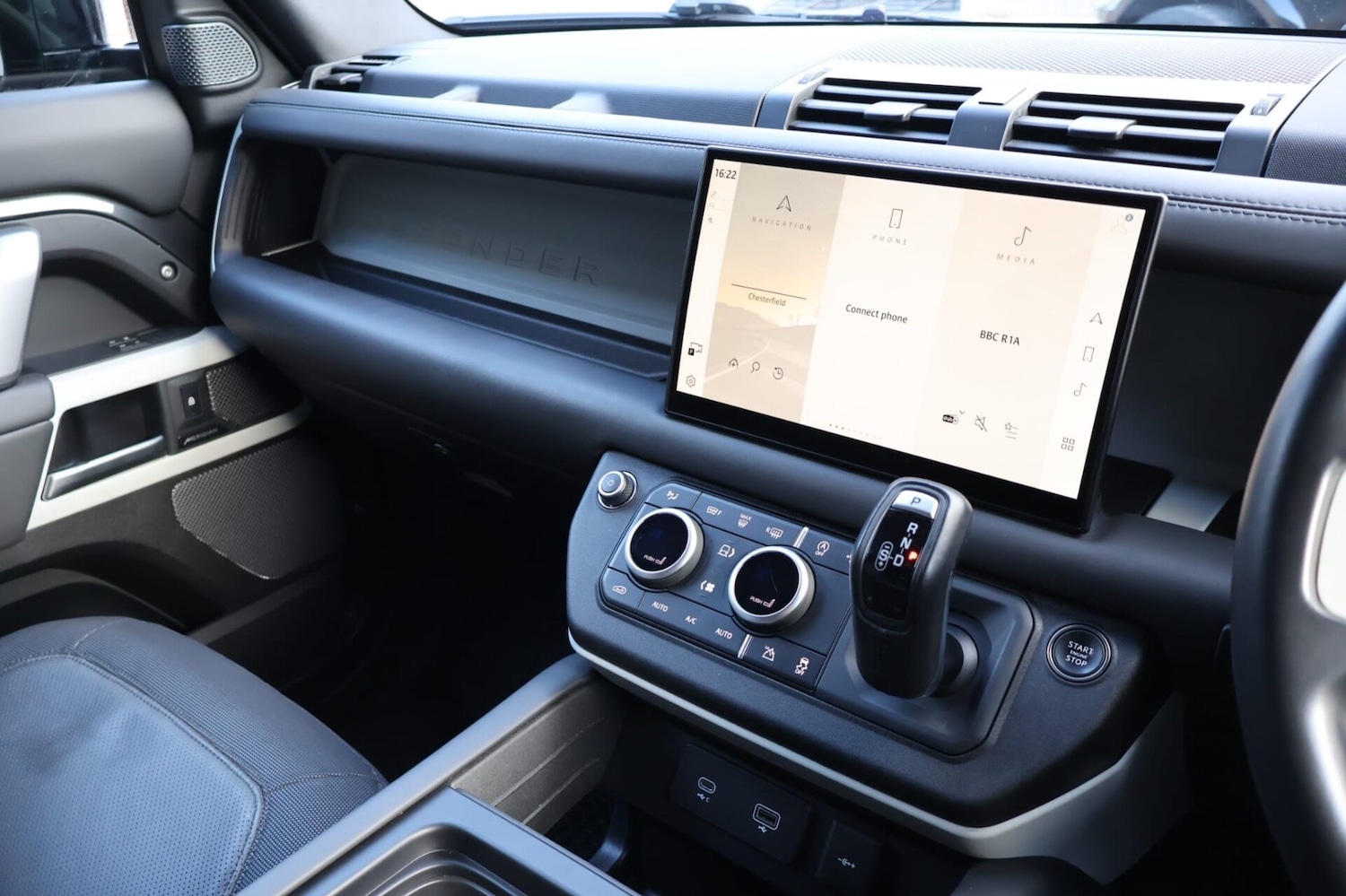 Used Land Rover Defender 110 2023 for sale - 77742661: Photo 25