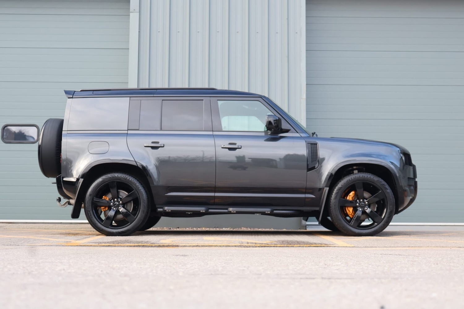 Used Land Rover Defender 110 2023 for sale - 77742661: Photo 9