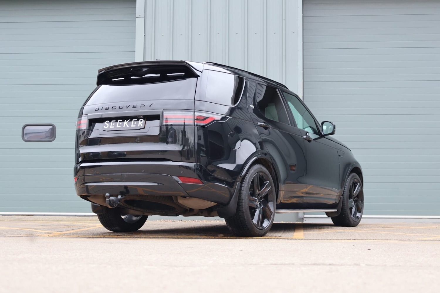 Used Land Rover Discovery 2023 for sale - 77873518: Photo 6