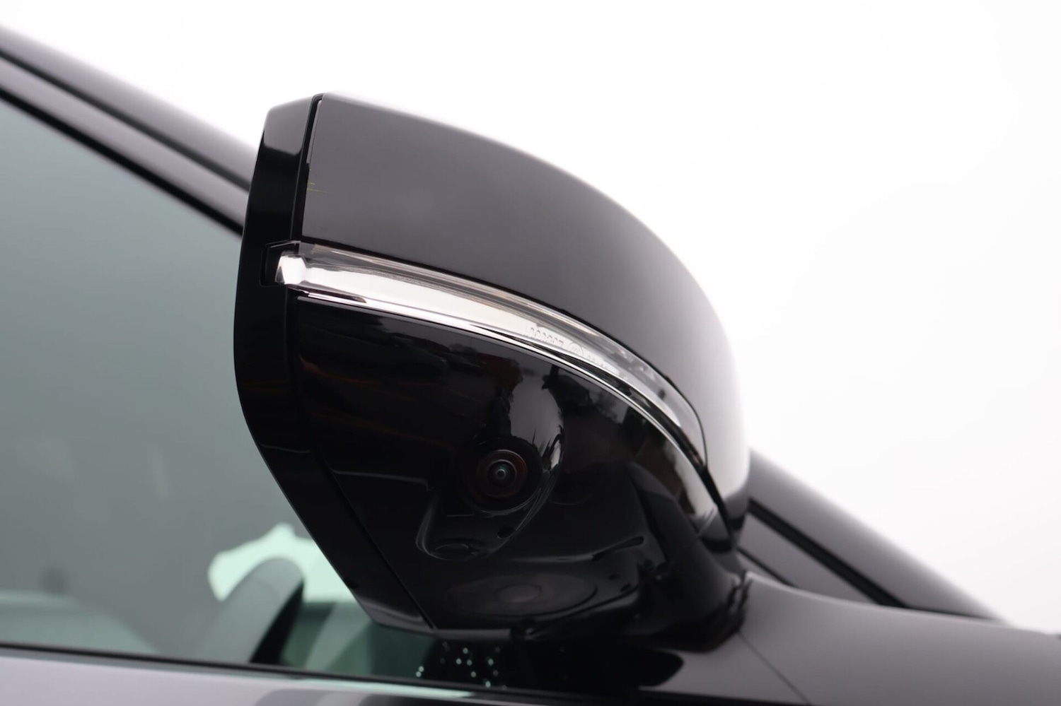 Used Land Rover Discovery 2025 for sale - 77391789: Photo 13