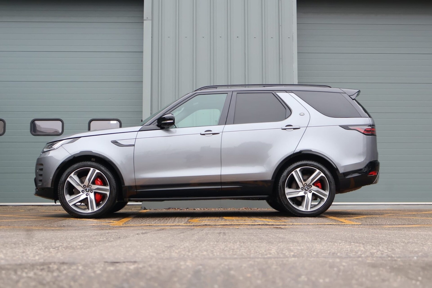 Used Land Rover Discovery 2025 for sale - 77391789: Photo 6