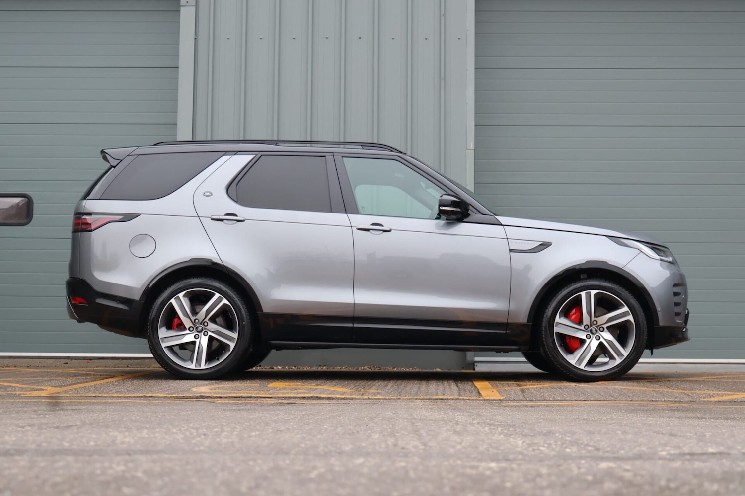 Used Land Rover Discovery 2025 for sale - 77391789: Photo 7