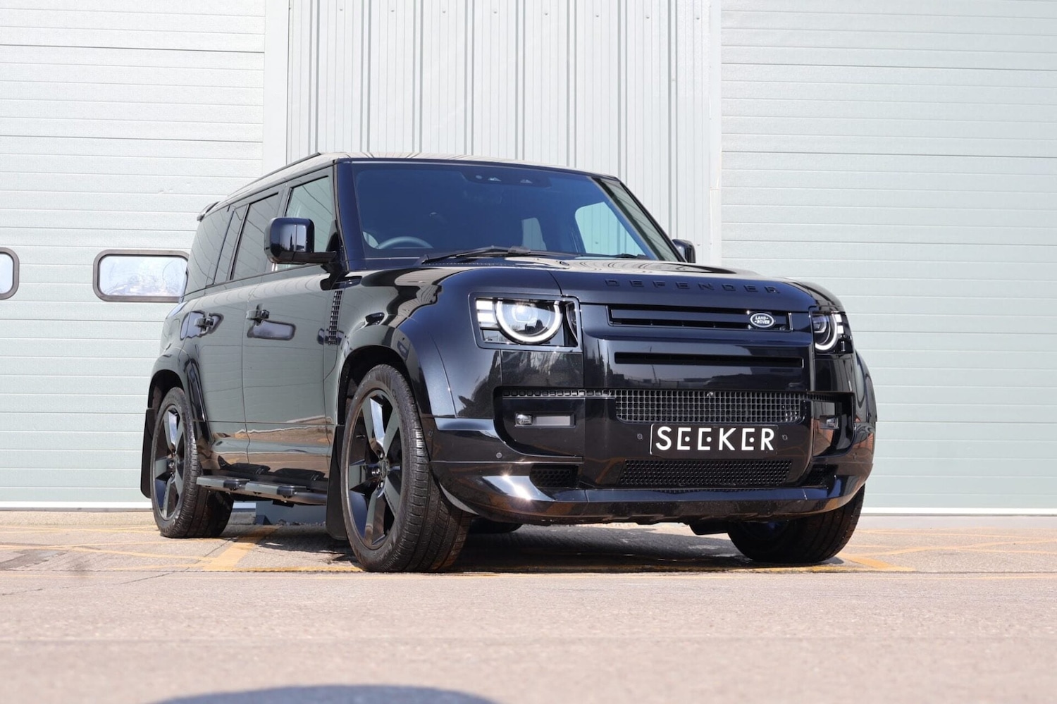 Used Land Rover Defender 2026 for sale - 77774580: Photo 3