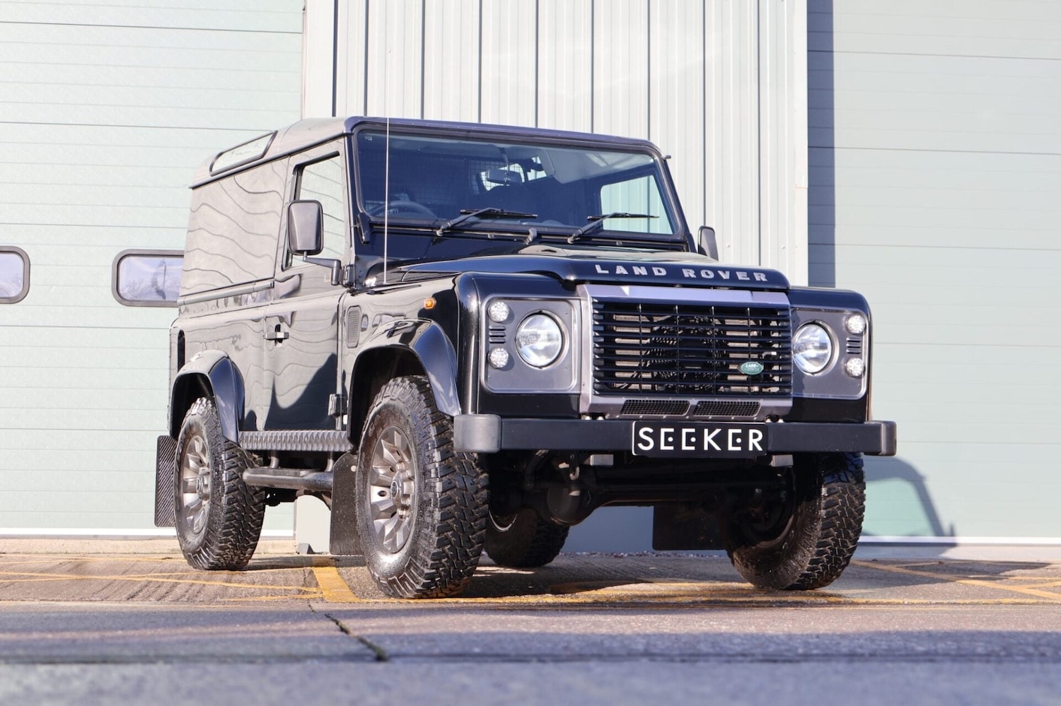 Used Land Rover Defender 2013 for sale - 77663601: Photo 1