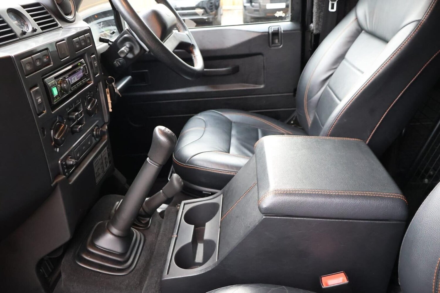 Used Land Rover Defender 2013 for sale - 77663601: Photo 12