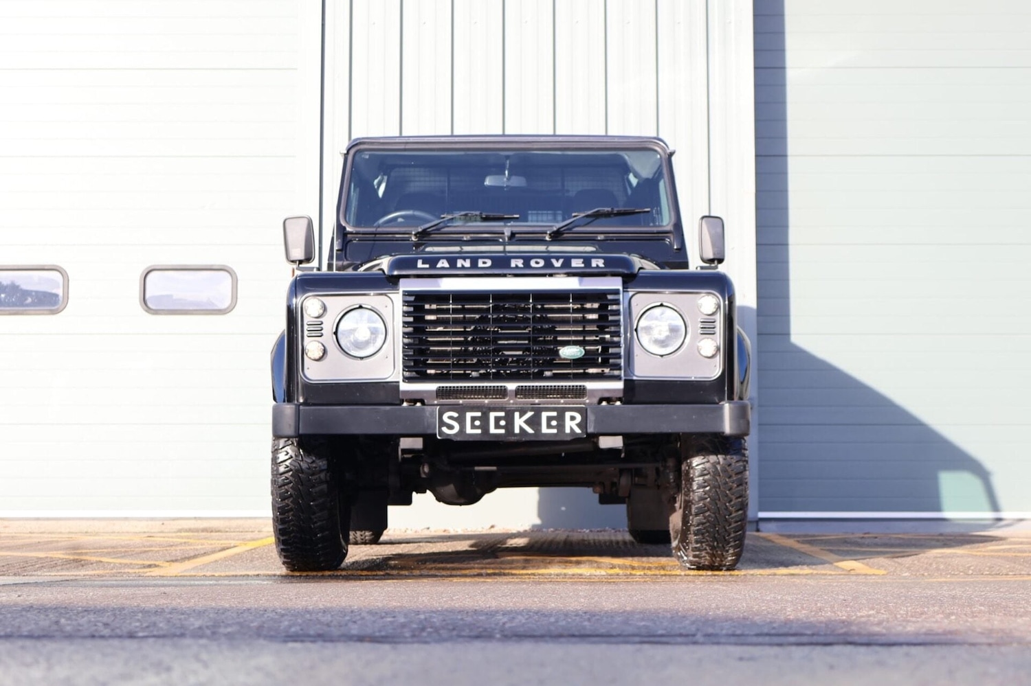 Used Land Rover Defender 2013 for sale - 77663601: Photo 2