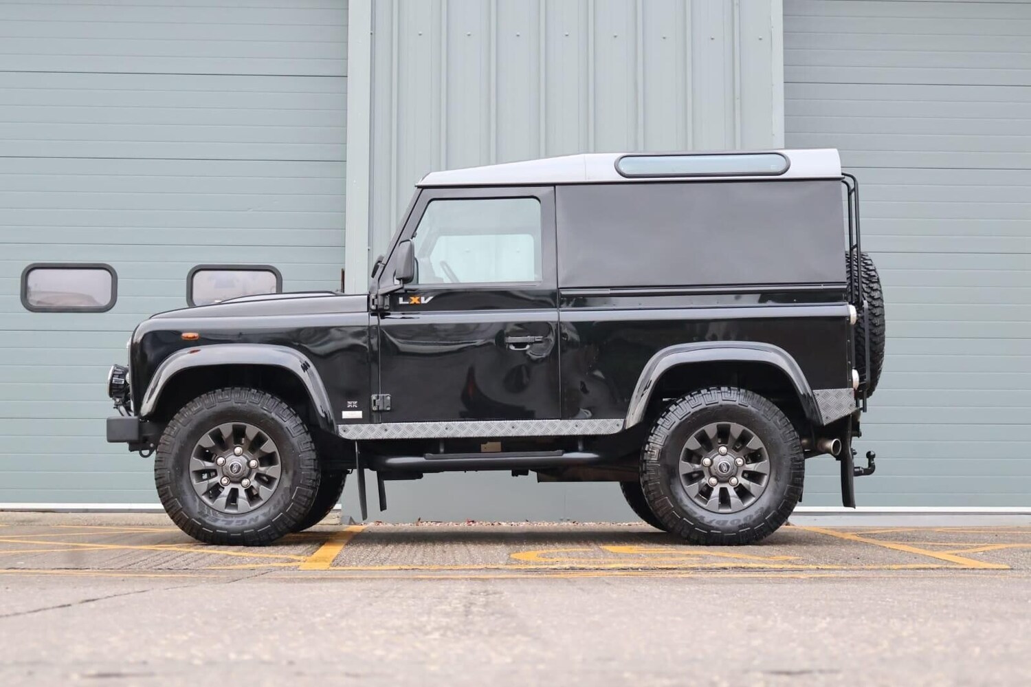Used Land Rover Defender 2013 for sale - 77663601: Photo 7