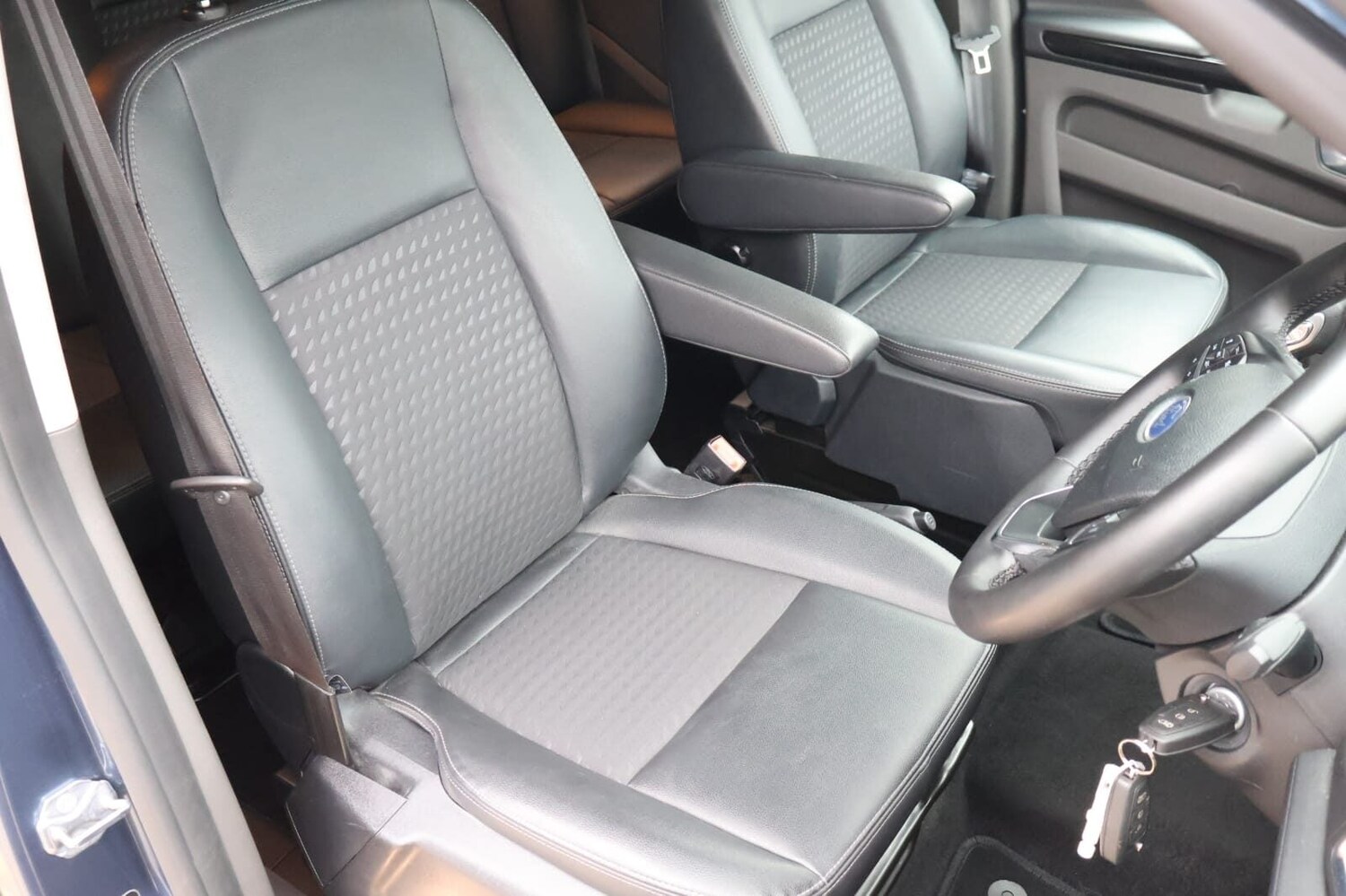 Used Ford Transit Custom 2023 for sale - 77666045: Photo 5