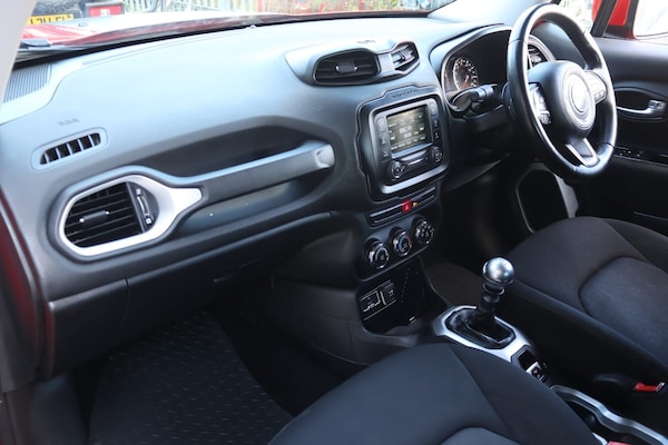 Used Jeep Renegade 2015 for sale - 76035672: Photo 15
