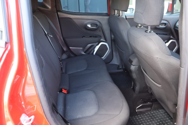 Used Jeep Renegade 2015 for sale - 76035672: Photo 18