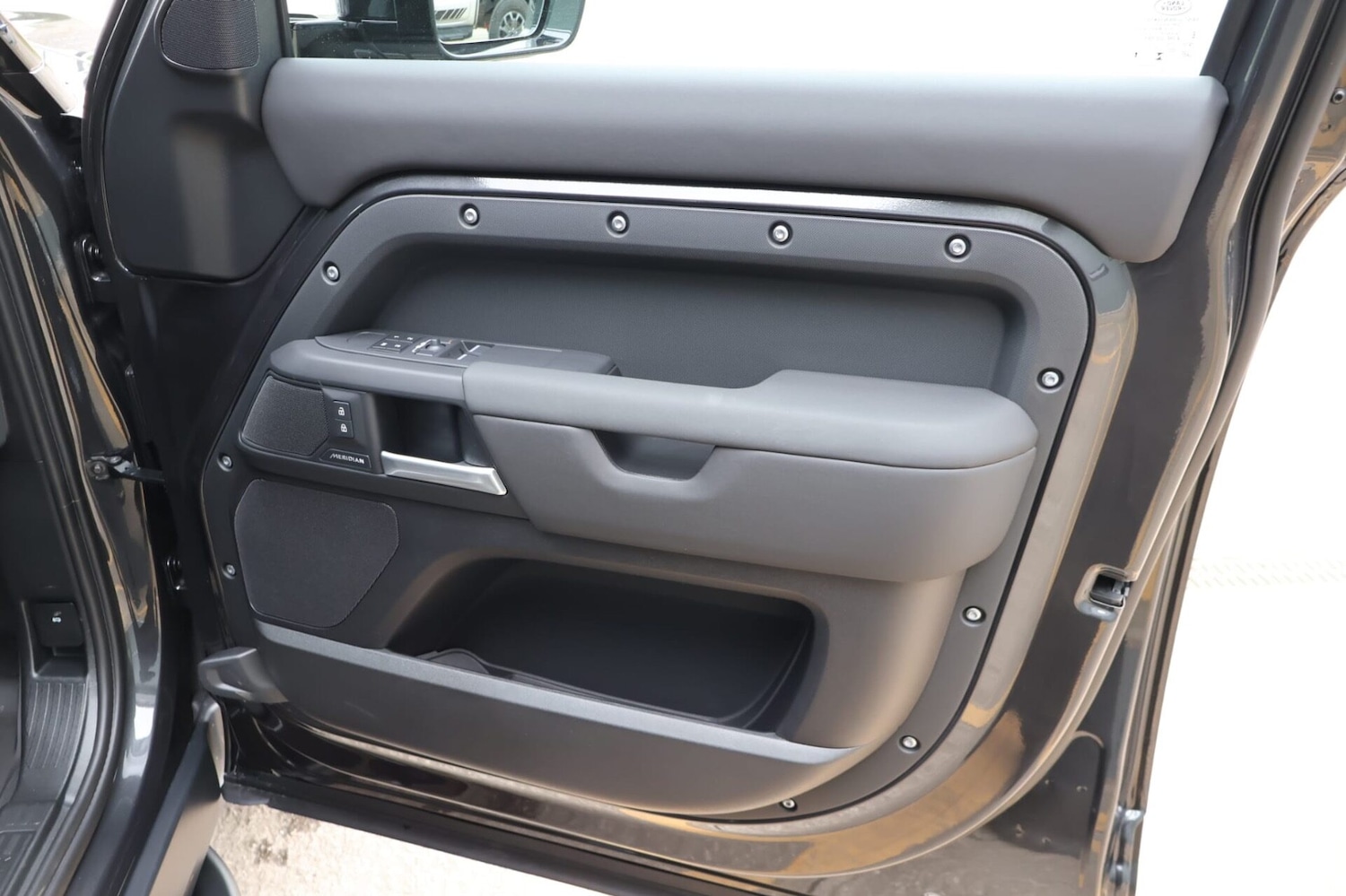 Used Land Rover Defender 2026 for sale - 77602134: Photo 10