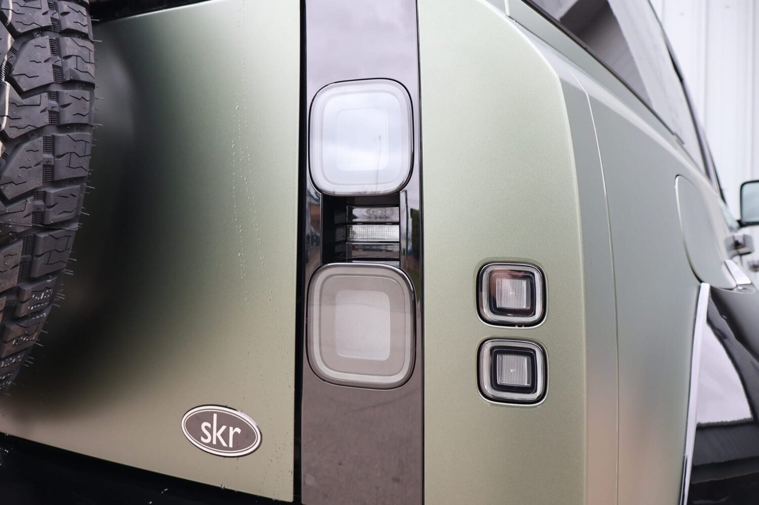 Used Land Rover Defender 110 2026 for sale - 77915550: Photo 30