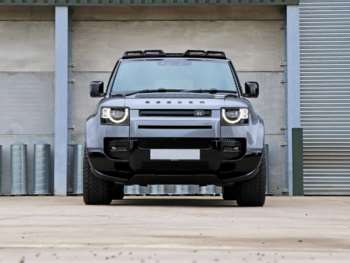 Used Land Rover Defender 110 2024 for sale - 74864522: Photo