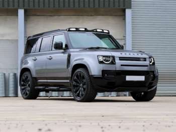 Used Land Rover Defender 110 2024 for sale - 74864522: Photo