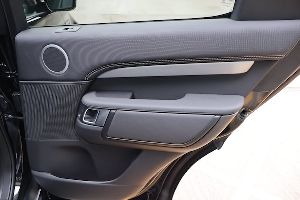 Used Land Rover Discovery 2025 for sale - 76263349: Photo 15