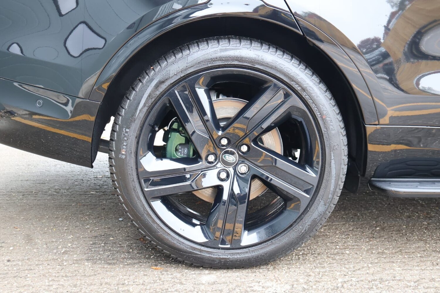 Used Land Rover Discovery 2025 for sale - 76263349: Photo 17