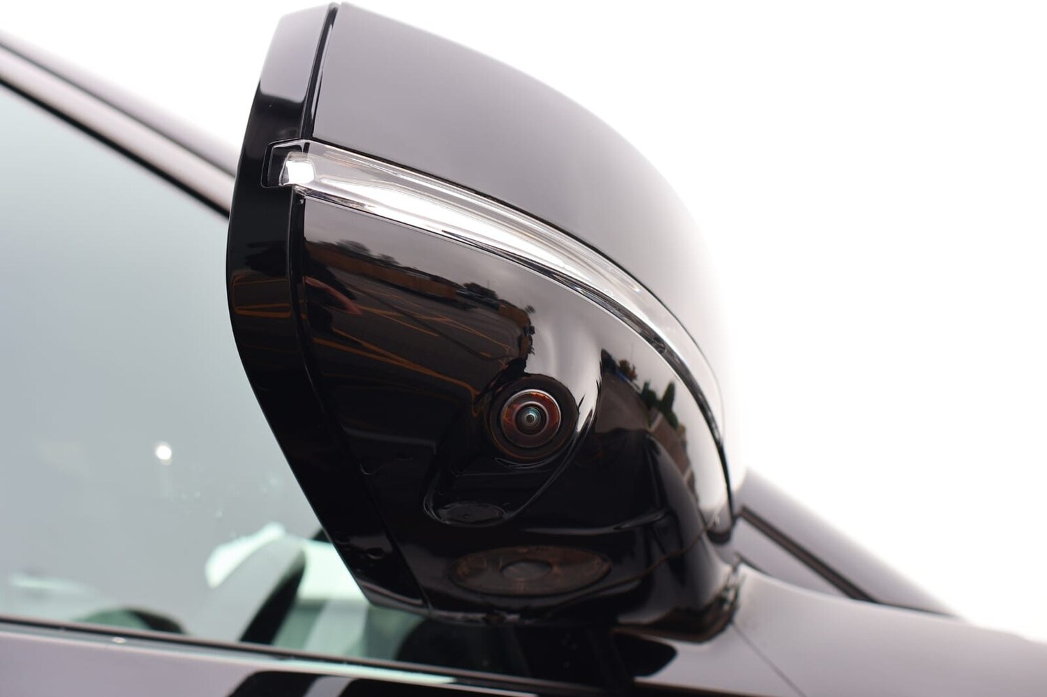 Used Land Rover Discovery 2025 for sale - 76263349: Photo 23