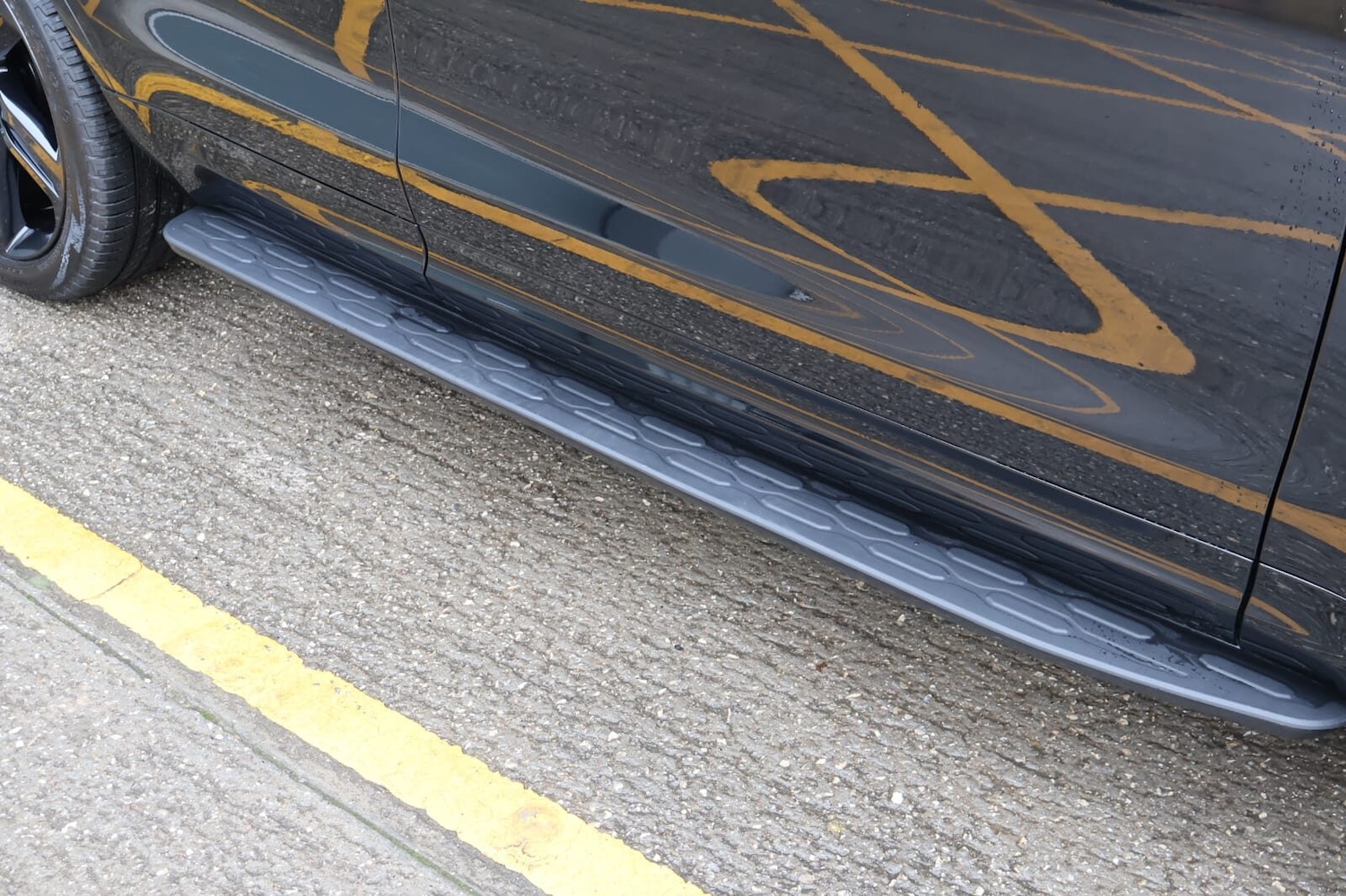 Used Land Rover Discovery 2025 for sale - 76263349: Photo 9