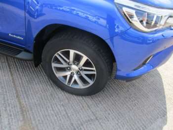 Used Toyota Hilux 2019 for sale - 74930675: Photo