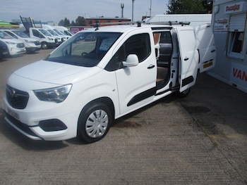 Used Vauxhall Combo 2021 for sale - 75560104: Photo